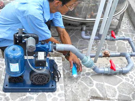 LẮP ĐẶT MÁY BƠM NƯỚC GIA ĐÌNH TP.HCM SAO CHO HIỆU QUẢ?